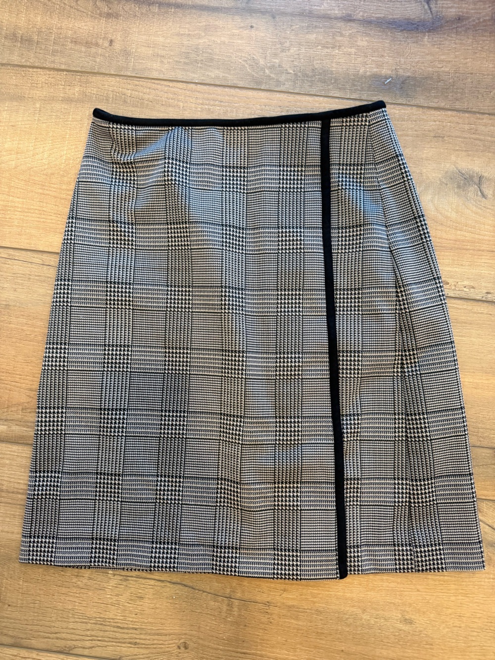 Ann Taylor Plaid Pencil Skirt with Black Trim - Women's Skirt